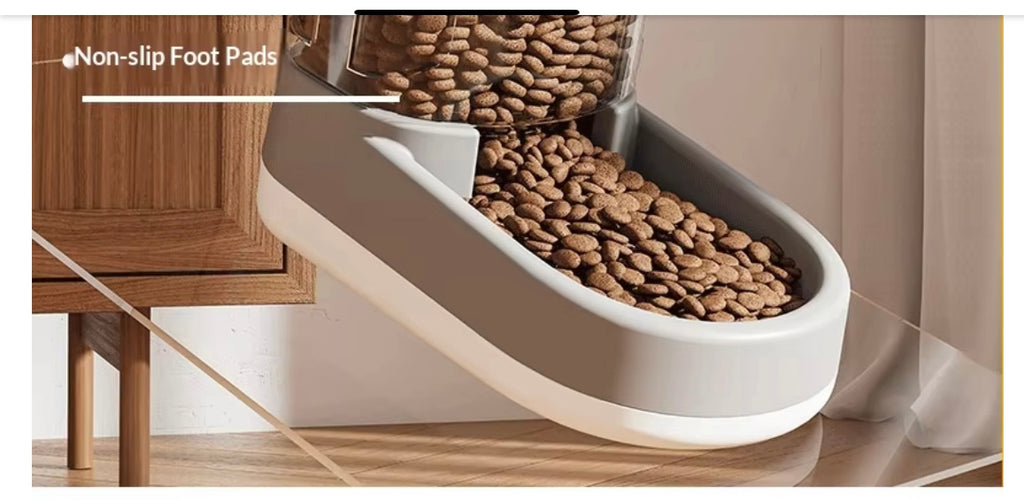 Pet water and food dispenser